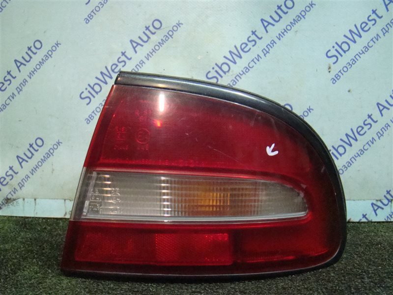 Стоп-сигнал Mitsubishi Galant E53A 6A11 1993 задний правый