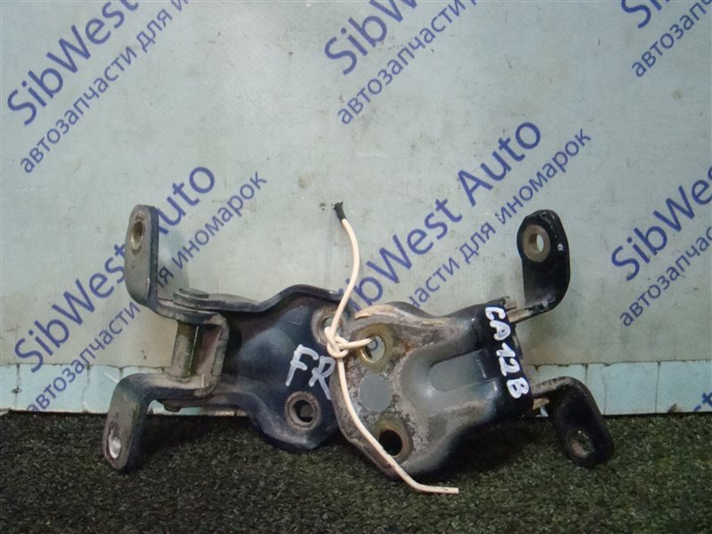 Петля дверная Mazda Xedos 6 CA12B KF1 1992 передняя правая