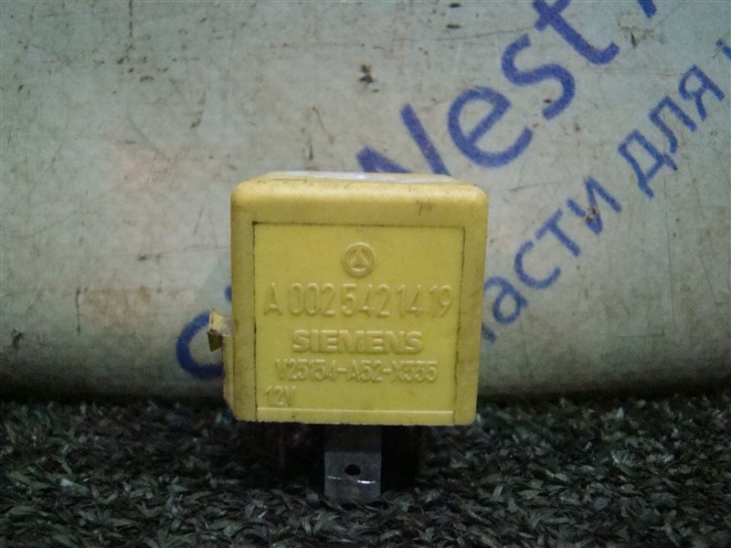 Реле Mercedes-Benz С-Class S202 OM611DE22 2001