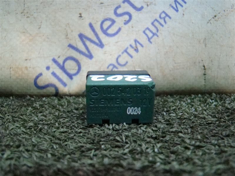 Реле Mercedes-Benz С-Class S202 OM611DE22 2001
