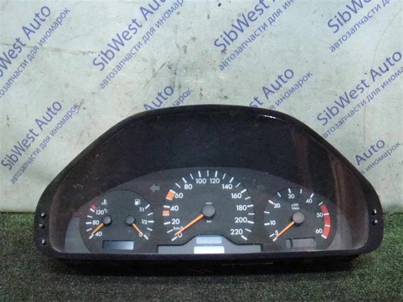 Панель приборов Mercedes-Benz С-Class S202 OM611DE22 2001