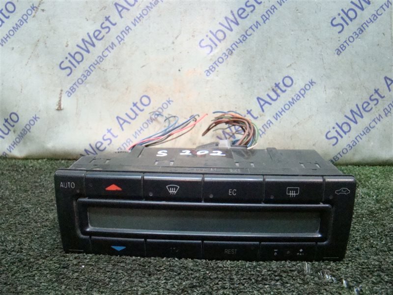 Блок управления климат-контролем Mercedes-Benz С-Class S202 OM611DE22 2001