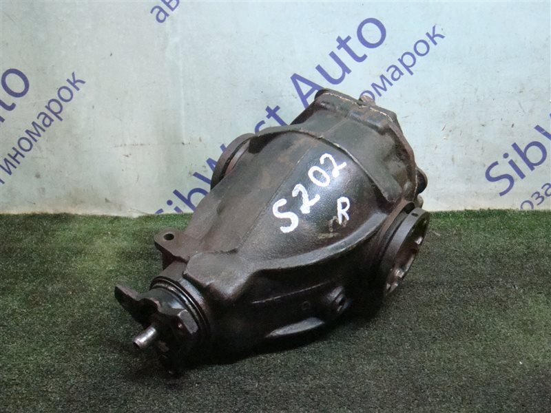 Редуктор Mercedes-Benz С-Class S202 OM611DE22 2001 задний