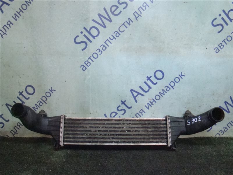 Интеркулер Mercedes-Benz С-Class S202 OM611DE22 2001