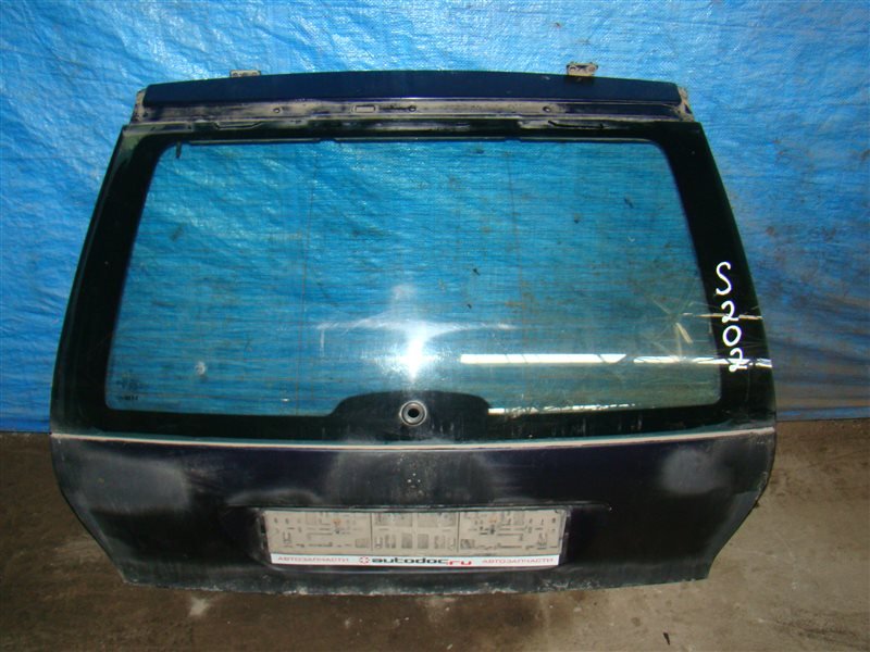 Дверь 5-я Mercedes-Benz С-Class S202 OM611DE22 2001