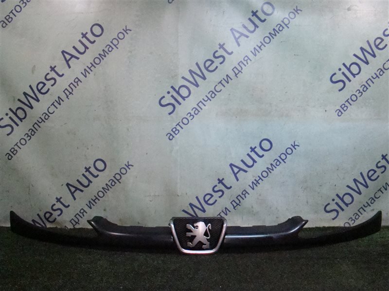 Решетка радиатора PEUGEOT 206 2AC TU3JP 2000 (б/у)