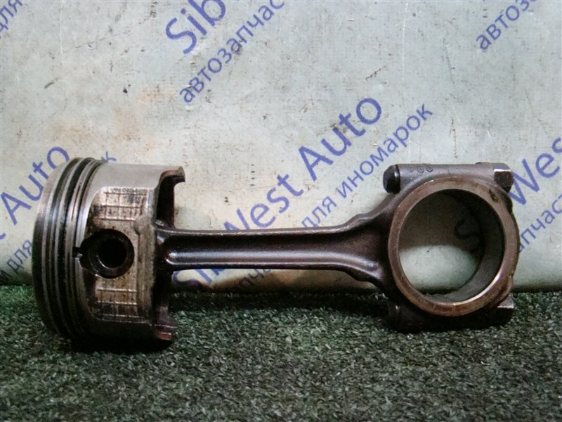 Поршень PEUGEOT 206 2AC TU3JP 2000 (б/у)