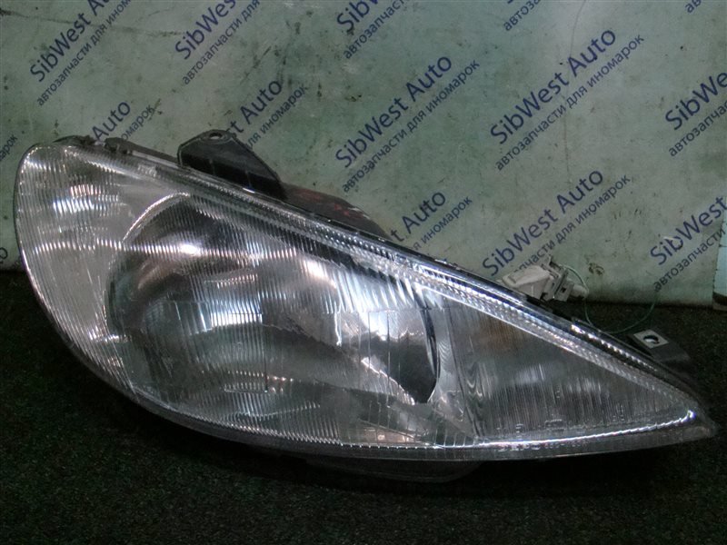 Фара PEUGEOT 206 2AC TU3JP 1999 правая (б/у)