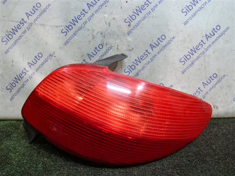 Стоп-сигнал PEUGEOT 206 2AC TU3JP 1999 задний правый (б/у)