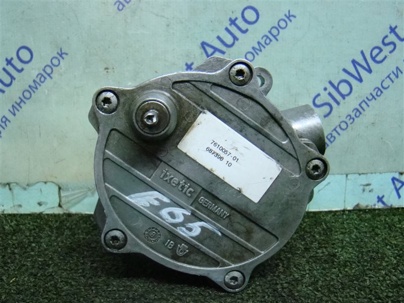 Вакуумный насос BMW 7-Series E65 N62B44 2002 (б/у)