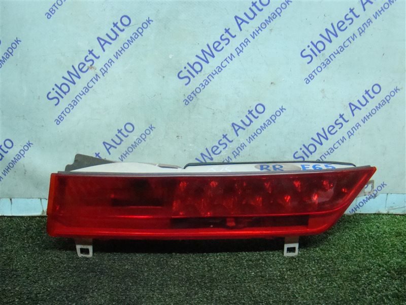 Вставка между стопов BMW 7-Series E65 N62B44 2002 задняя правая (б/у)