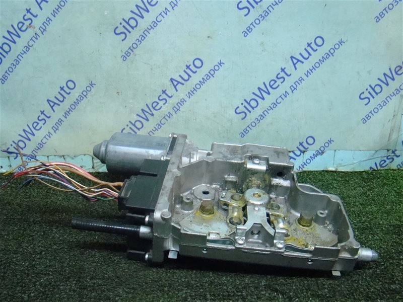 Моторчик стояночного тормоза BMW 7-Series E65 N62B44 2002 (б/у) Моторчик стояночного тормоза BMW 7-Series E65 N62B44 2002 (б/у)