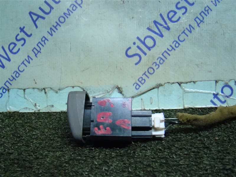 Кнопка аварийной сигнализации MITSUBISHI GALANT EA3A 4G64 2003 USA (б/у)