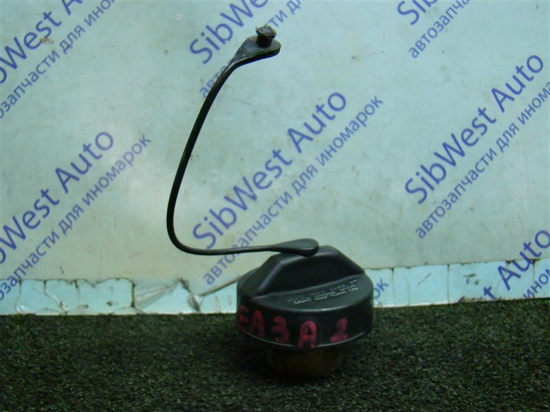 Крышка бензобака MITSUBISHI GALANT EA3A 4G64 2003 USA (б/у)
