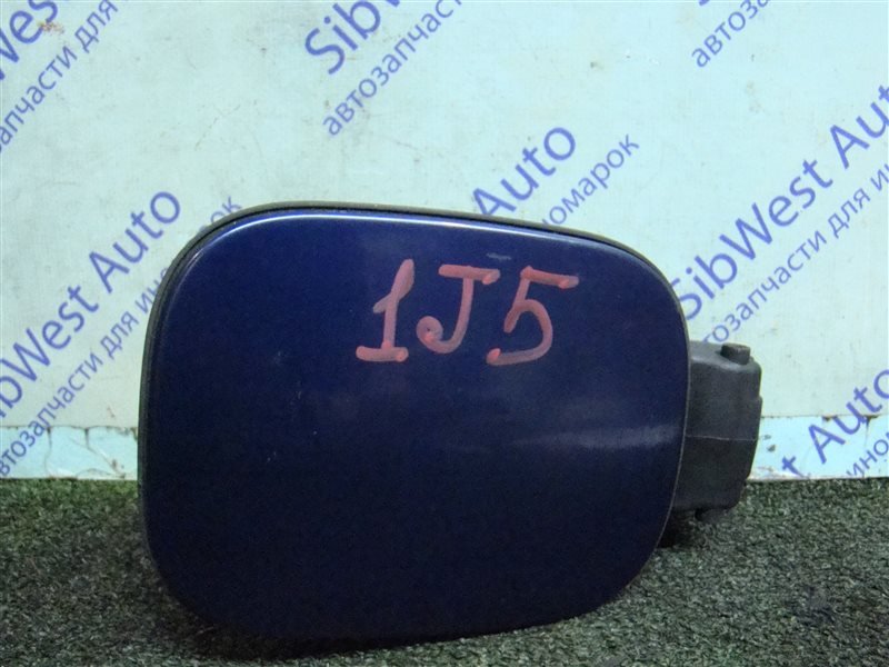 Лючок бензобака VOLKSWAGEN GOLF 1J5 AXR 2002 (б/у)