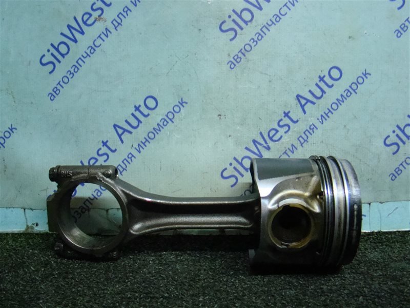 Поршень VOLKSWAGEN GOLF 1J5 AXR 2002 (б/у)