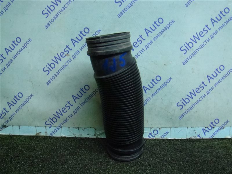 Патрубок воздушного фильтра VOLKSWAGEN GOLF 1J5 AXR 2002 (б/у)