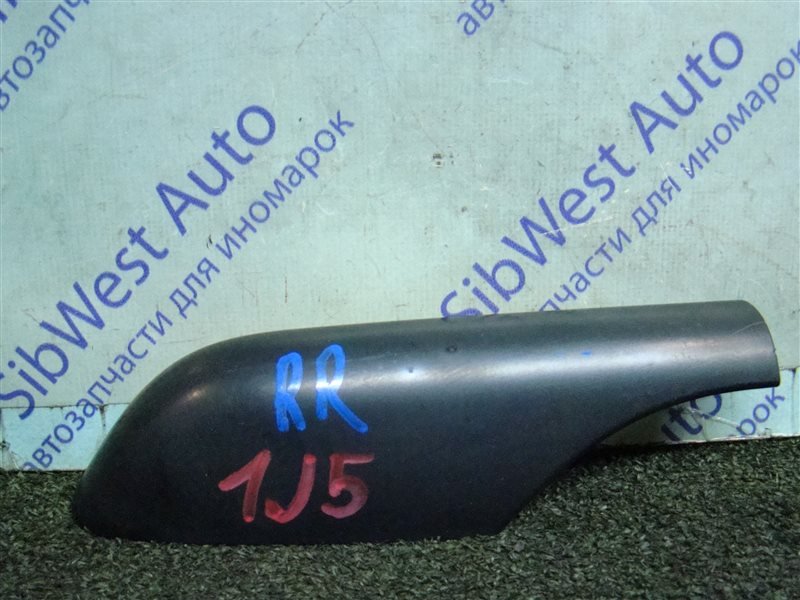 Крышка рейлинга VOLKSWAGEN GOLF 1J5 AXR 2002 задняя правая (б/у)