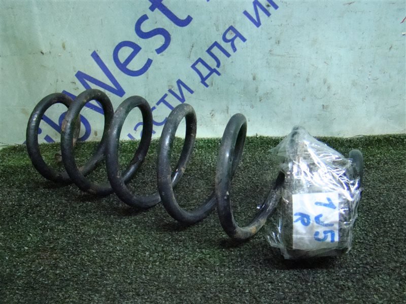 Пружина VOLKSWAGEN GOLF 1J5 AXR 2002 задняя (б/у) Пружина VOLKSWAGEN GOLF 1J5 AXR 2002 задняя (б/у)