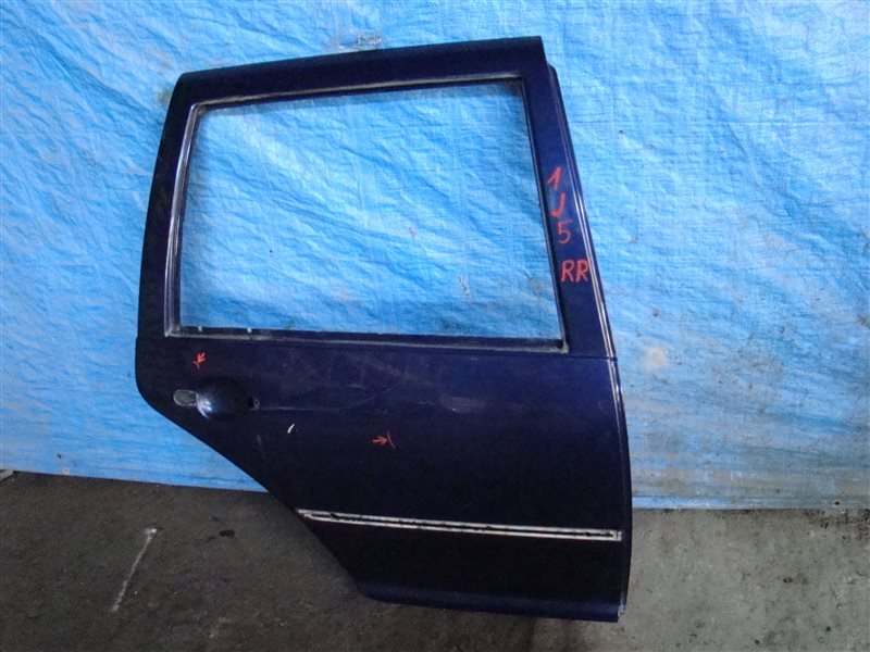 Дверь VOLKSWAGEN GOLF 1J5 AXR 2002 задняя правая (б/у)