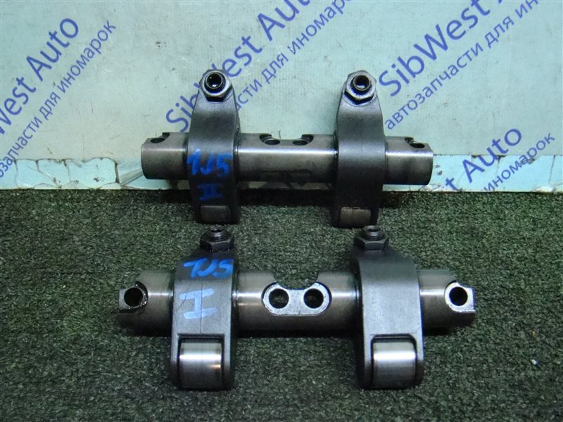 Ось коромысла VOLKSWAGEN GOLF 1J5 AXR 2002 (б/у)