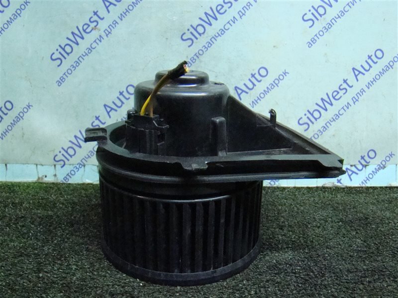 Мотор печки VOLKSWAGEN GOLF 1J5 AXR 2002 (б/у)