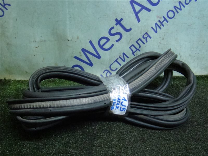 Уплотнительная резинка багажника VOLKSWAGEN GOLF 1J5 AXR 2002 (б/у) Уплотнительная резинка багажника VOLKSWAGEN GOLF 1J5 AXR 2002 (б/у)