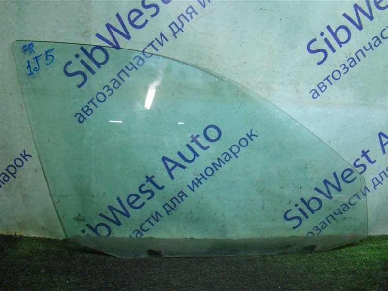 Стекло двери VOLKSWAGEN GOLF 1J5 AXR 2002 переднее правое (б/у) Стекло двери VOLKSWAGEN GOLF 1J5 AXR 2002 переднее правое (б/у)