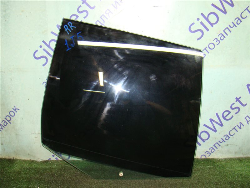 Стекло двери VOLKSWAGEN GOLF 1J5 AXR 2002 заднее правое (б/у) Стекло двери VOLKSWAGEN GOLF 1J5 AXR 2002 заднее правое (б/у)