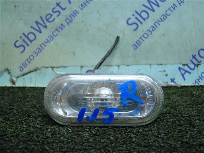 Повторитель в крыло VOLKSWAGEN GOLF 1J5 AXR 2002 (б/у)