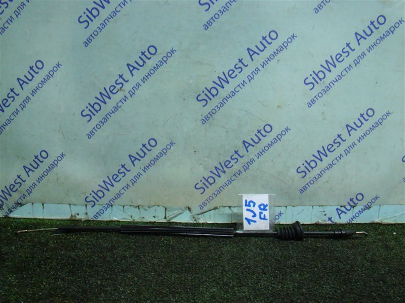 Трос замка двери VOLKSWAGEN GOLF 1J5 AXR 2002 передний правый (б/у) Трос замка двери VOLKSWAGEN GOLF 1J5 AXR 2002 передний правый (б/у)