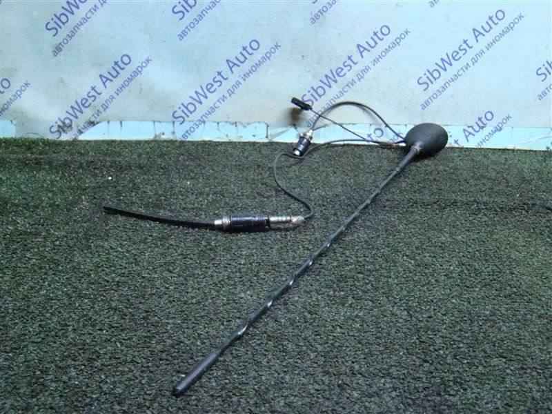 Антенна VOLKSWAGEN GOLF 1J5 AXR 2002 (б/у) Антенна VOLKSWAGEN GOLF 1J5 AXR 2002 (б/у)