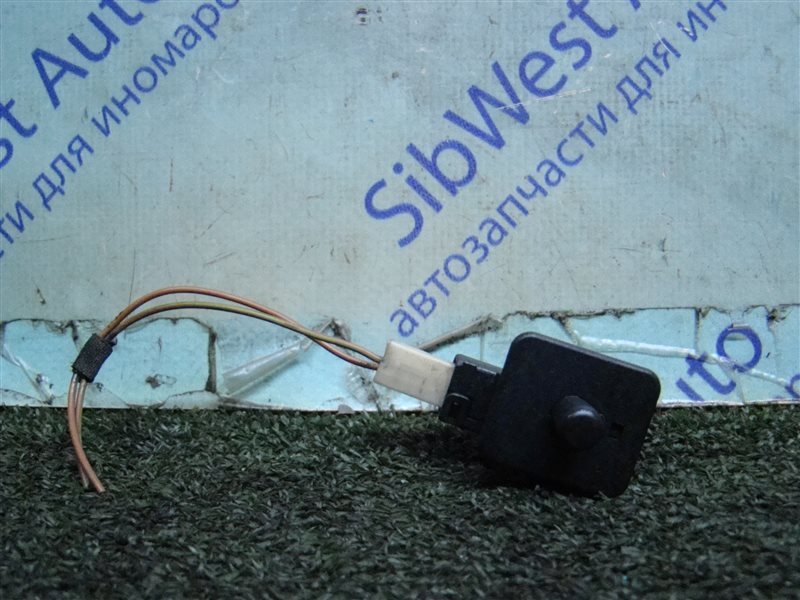 Датчик открыт.дверей MERCEDES-BENZ E-CLASS W210 M104E32 1996 (б/у)