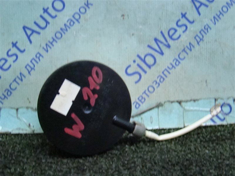 Вакуумный клапан MERCEDES-BENZ E-CLASS W210 M104E32 1996 задний (б/у)