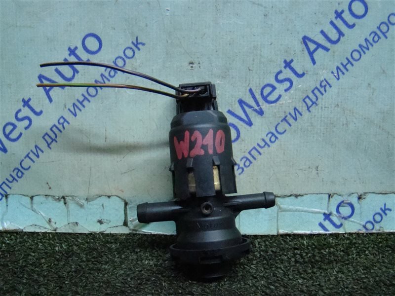 Клапан вентиляции топливного бака MERCEDES-BENZ E-CLASS W210 M104E32 1996 (б/у) Клапан вентиляции топливного бака MERCEDES-BENZ E-CLASS W210 M104E32 1996 (б/у)