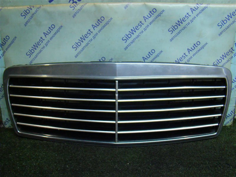 Решетка радиатора MERCEDES-BENZ E-CLASS W210 M104E32 1996 (б/у) Решетка радиатора MERCEDES-BENZ E-CLASS W210 M104E32 1996 (б/у)