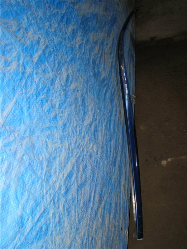 Молдинги на крыше MERCEDES-BENZ E-CLASS W210 M104E32 1996 левые (б/у) Молдинги на крыше MERCEDES-BENZ E-CLASS W210 M104E32 1996 левые (б/у)