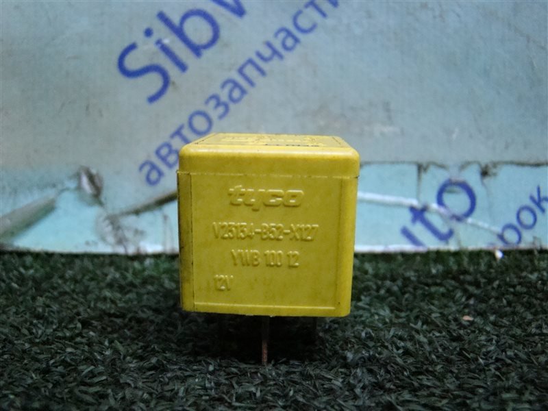 Реле LAND ROVER FREELANDER L314 25K4F 2002 (б/у) Реле LAND ROVER FREELANDER L314 25K4F 2002 (б/у)