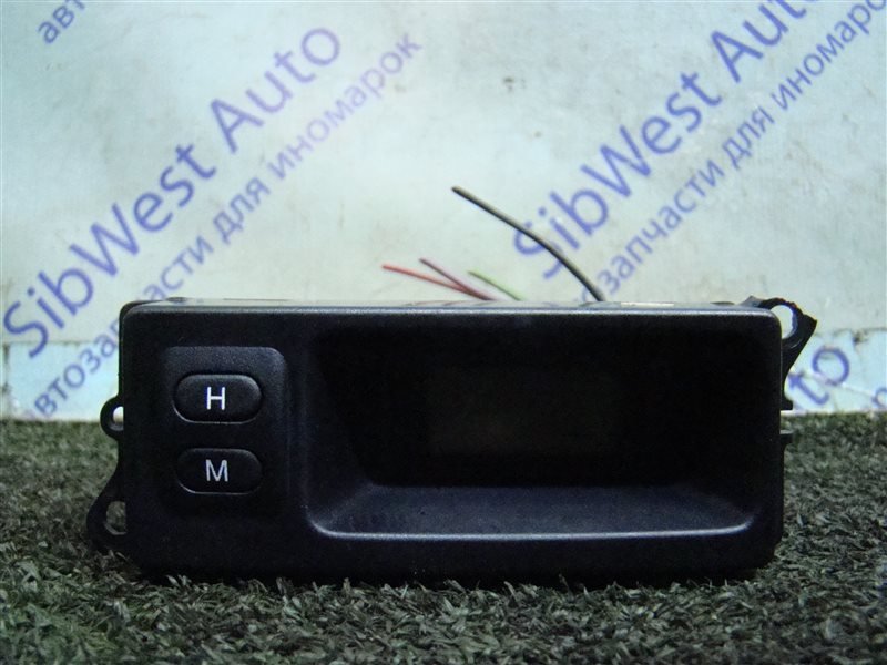 Часы LAND ROVER FREELANDER L314 25K4F 2002 (б/у) Часы LAND ROVER FREELANDER L314 25K4F 2002 (б/у)