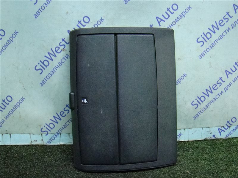 Подстаканник LAND ROVER FREELANDER L314 25K4F 2002 (б/у) Подстаканник LAND ROVER FREELANDER L314 25K4F 2002 (б/у)