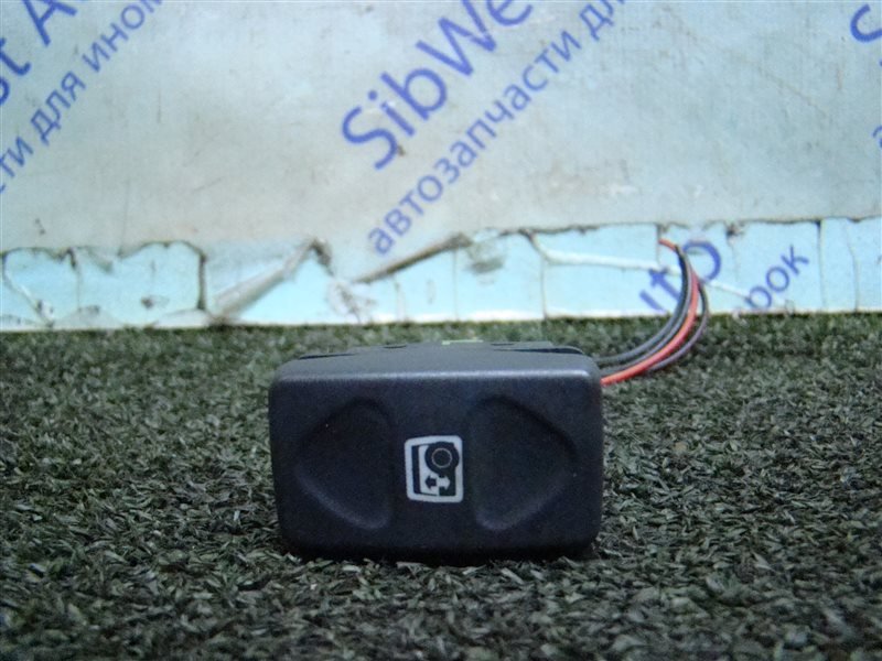 Кнопка стеклоподъемника LAND ROVER FREELANDER L314 25K4F 2002 (б/у) Кнопка стеклоподъемника LAND ROVER FREELANDER L314 25K4F 2002 (б/у)