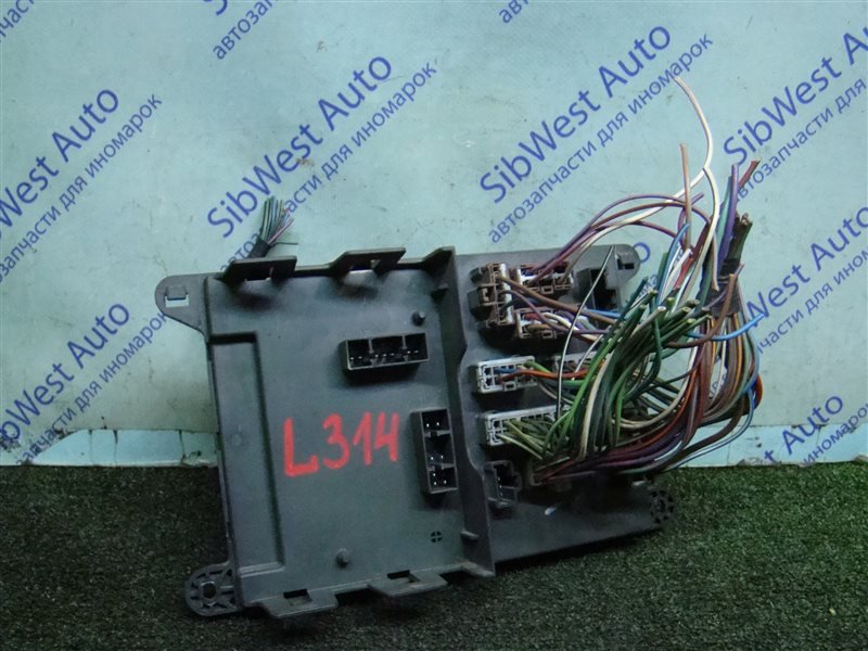 Блок предохранителей LAND ROVER FREELANDER L314 25K4F 2002 (б/у)