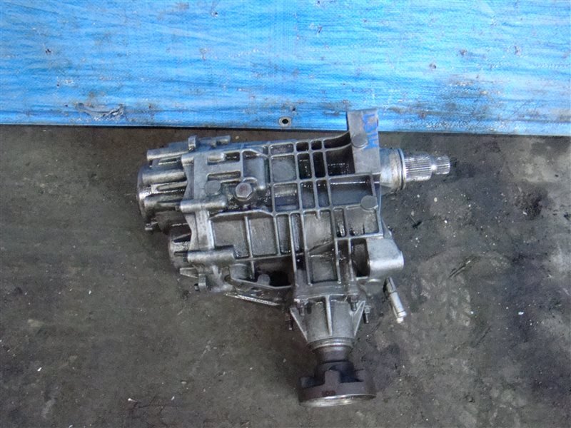 Раздаточная коробка LAND ROVER FREELANDER L314 25K4F 2002 (б/у) Раздаточная коробка LAND ROVER FREELANDER L314 25K4F 2002 (б/у)