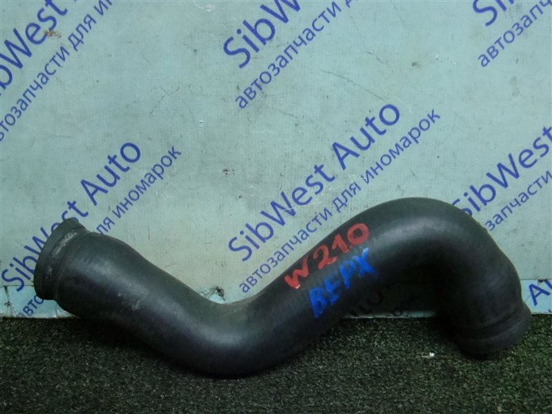 Патрубок радиатора верхний MERCEDES-BENZ E-CLASS W210 M104E32 1996 (б/у)