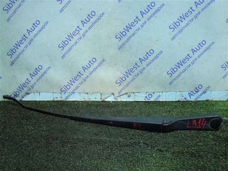 Поводок стеклоочистителя LAND ROVER FREELANDER L314 25K4F 2002 левый (б/у)