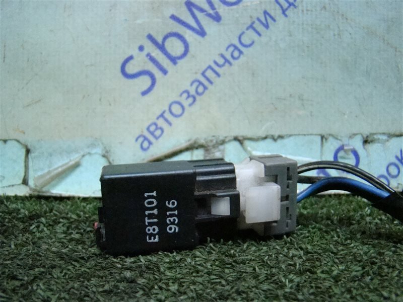 Реле MITSUBISHI MONTERO SPORT K96W 6G72 1998 (б/у)