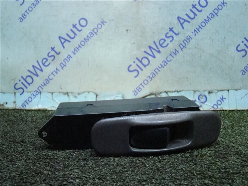 Кнопка стеклоподъемника MITSUBISHI MONTERO SPORT K96W 6G72 1998 задняя правая (б/у)