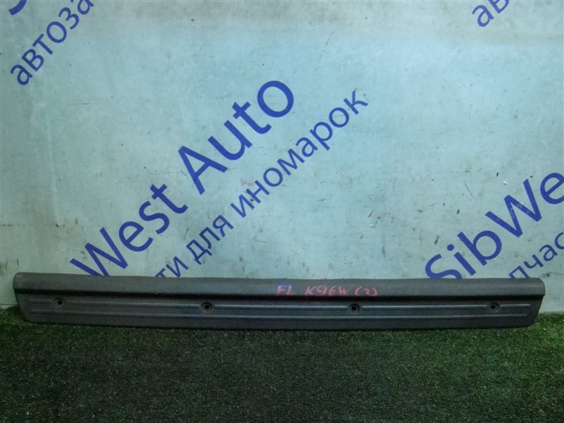 Порожек пластиковый MITSUBISHI MONTERO SPORT K96W 6G72 1998 передний левый (б/у)