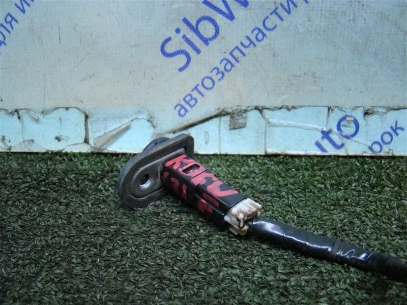 Датчик открыт.дверей MITSUBISHI MONTERO SPORT K96W 6G72 1998 передний (б/у)