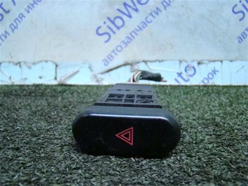 Кнопка аварийной сигнализации MITSUBISHI MONTERO SPORT K96W 6G72 1998 (б/у)